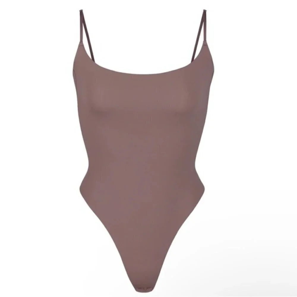 Skims 2X Fits Everybody Cami Thong Bodysuit Umber Brown Scoop Neck NWT MSRP $60